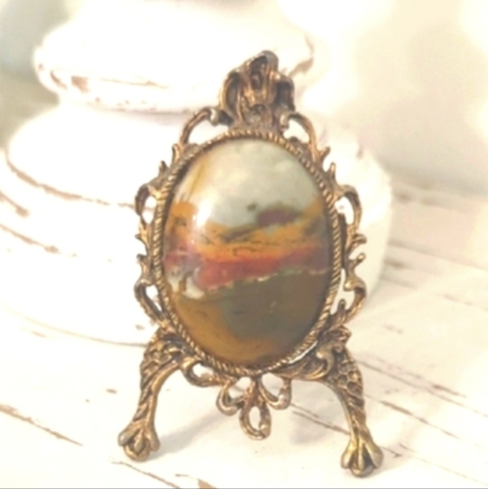 Antique Edwardian Landscape Agate Miniature Frame | Solid Brass Ormolu Easel - Picture 5 of 8